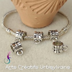 Lot de 5 bélières en métal...