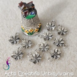 Lot de 20 breloques fleur...