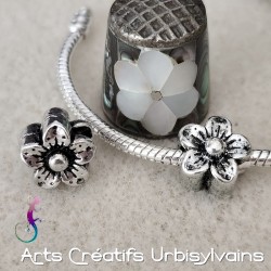 Lot de 2 perles fleurs en...