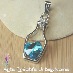 Chaîne et pendentif...